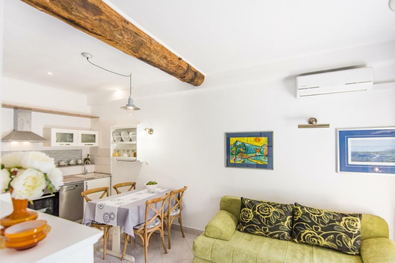 Apartment Mileta Сали Экстерьер фото